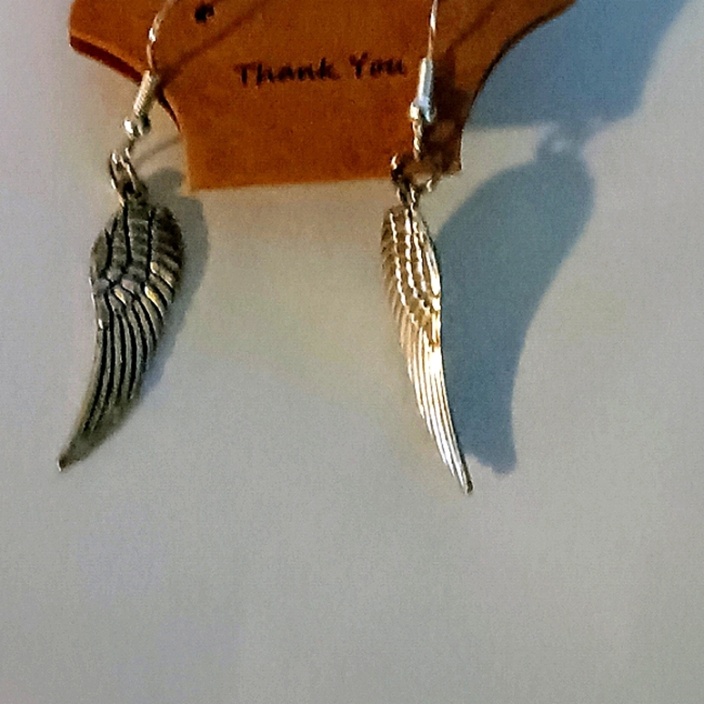 Silver 🪽 wings dangle earrings